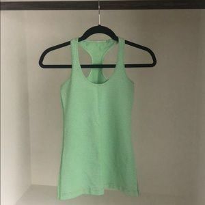 Lululemon tank